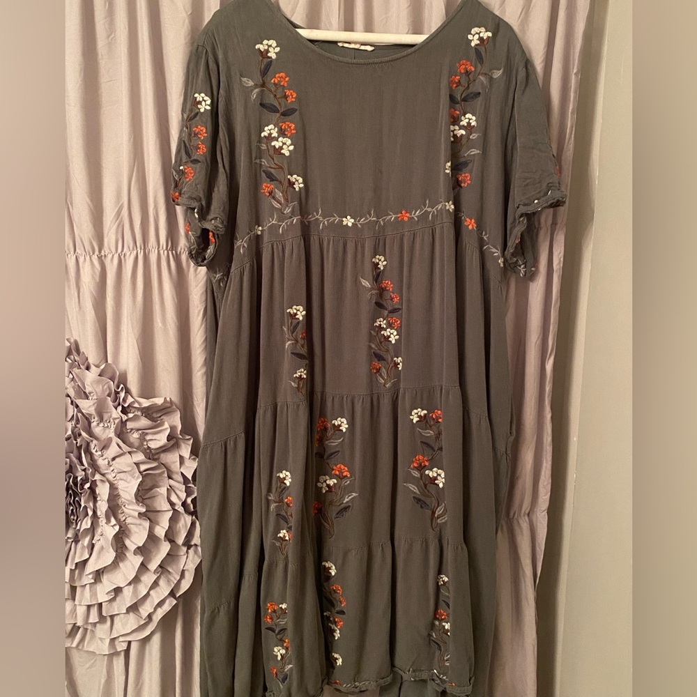 Embroidered flower print dress
